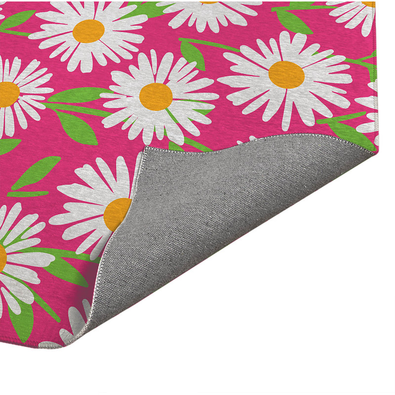 Sweet Daisy Decorative Outdoor Rug, Bright Pink, Rectangle 5' x 7'