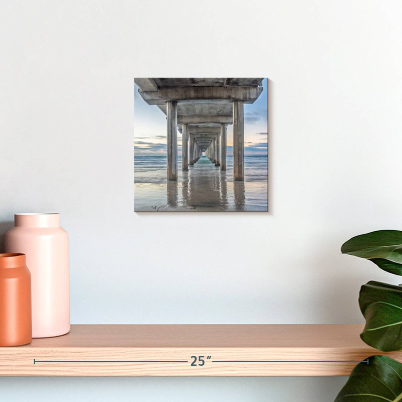 Aletra Scripps Pier, 10" H x 10" W