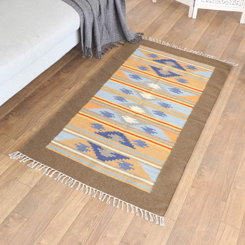 Tolanda Wool Abstract Indoor Rug