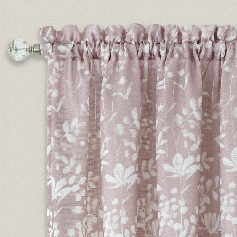 Panneau de rideau simple semi-diaphane avec passe-tringle Barrigan Simple Elegance, 52 po x 84 po, Rosé