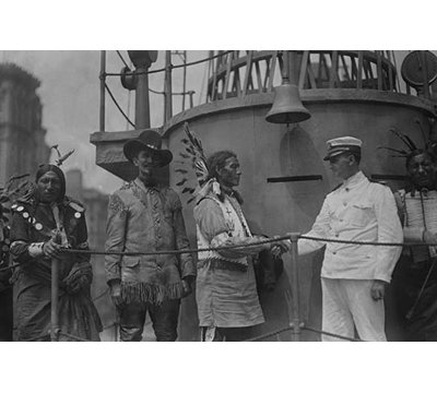 Reproduction de photo « a war » aux états-unis