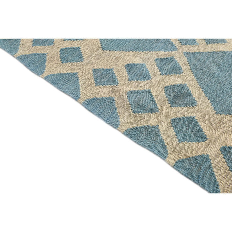 Tapis bleu clair 8 x 10 Petrella