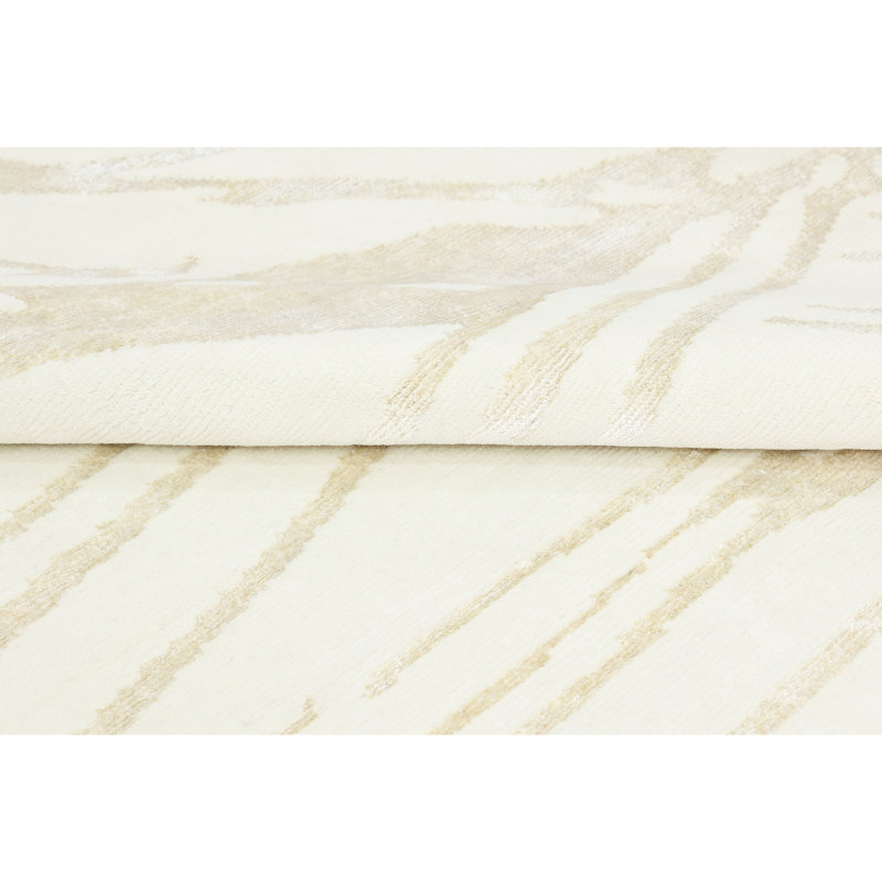 Hand Knotted Area Rug in White, Rectangle 8' x 10'
