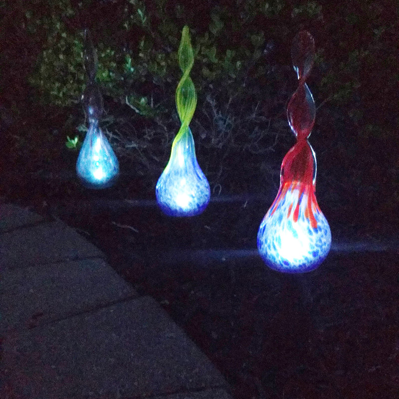 Anisha Weather Resistant Abstract Garden Stake