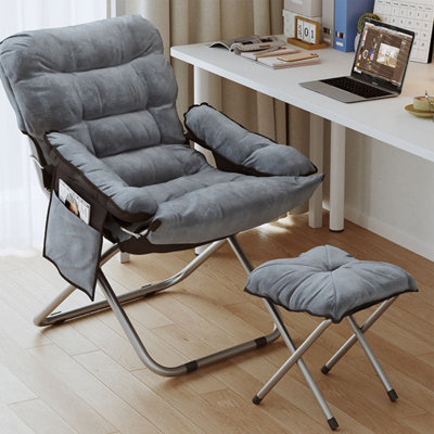 Chaise longue noire avec pédale