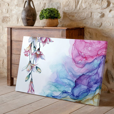Toile, composition d'aquarelle sereine mettant en vedette des fleurs pastel délicates principalement dans un art mural nuances de rose doux et blanc et des notes d'art sur toile