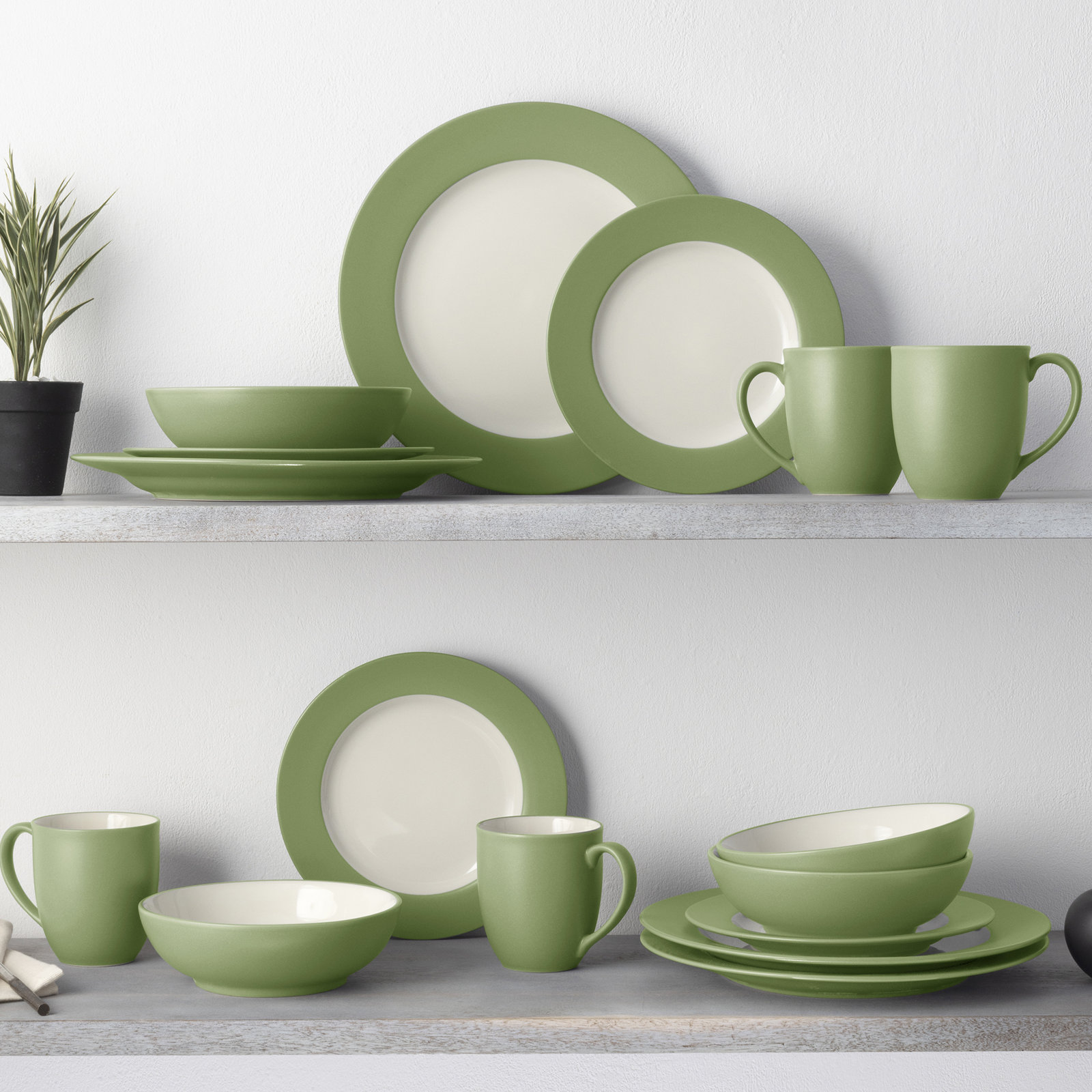 Colorwave Stoneware Dinnerware Set - Service for 4, Apple