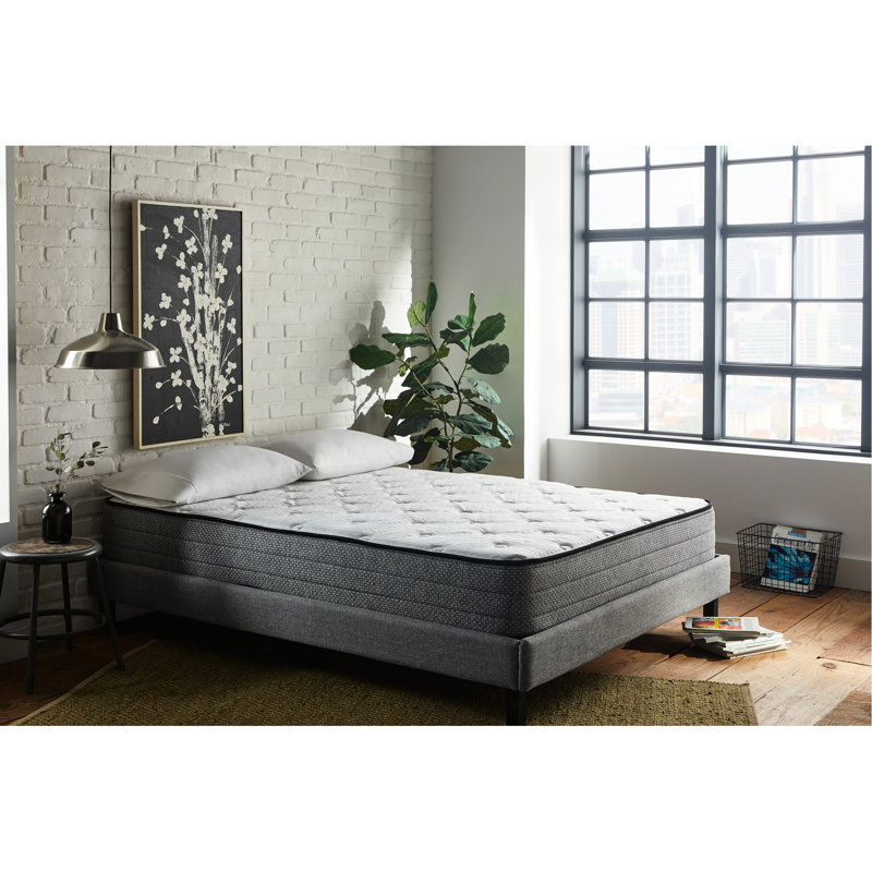 Matelas en mousse viscoélastique imprégnée de gel de 10 po pour grand lit - 884 ressorts ensachés