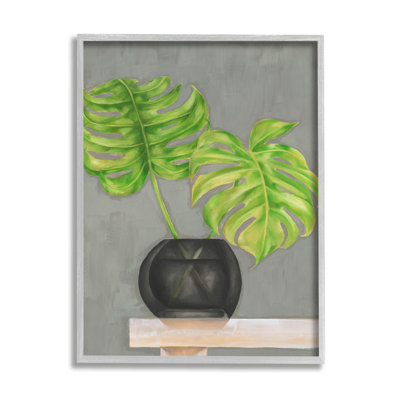 Nature morte verte avec paire de palmiers Monstera par Jennifer Goldberger