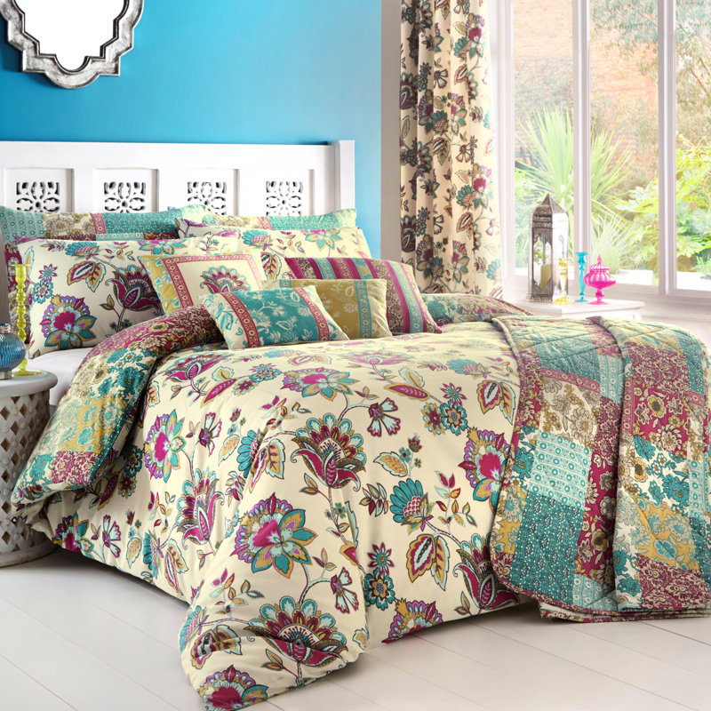 Marinelli Floral Duvet Cover Set with Pillowcases Included, Kingsize Duvet Cover + 2 Standard Pillowcases, Teal/Pink