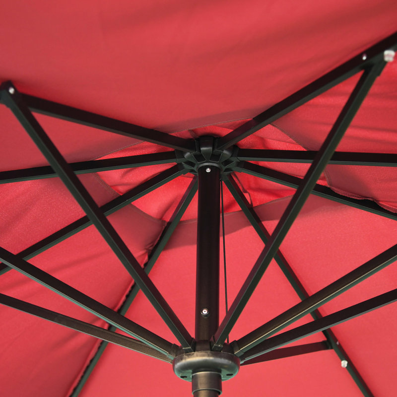 Parasol solaire 9 pi x 7 pi, lumières à DEL avec inclinaison et manivelle, rehausse le jardin arrière, parasol de patio rouge à DEL, rehausse l'ambiance de la piscine, 7