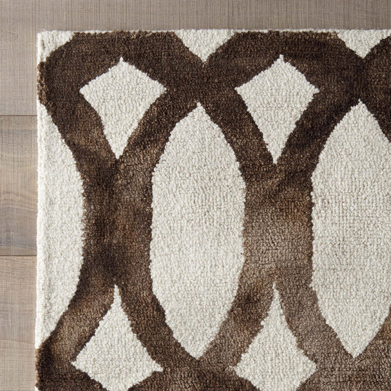 Amekia Hand Tufted Wool/Cotton Geometric Rug in Chocolate/Ivory, Round 7'