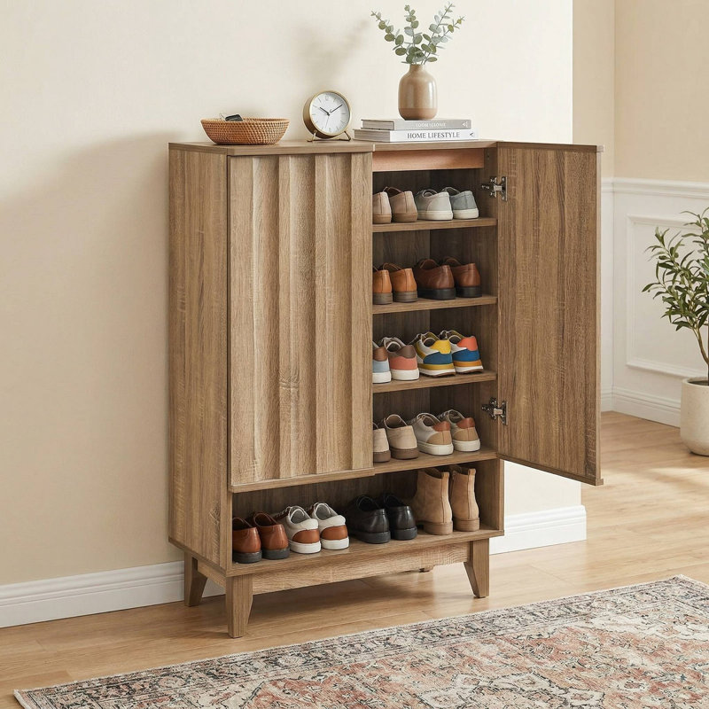 Rangement robuste pour chaussures à 6 niveaux avec 2 portes cannelées