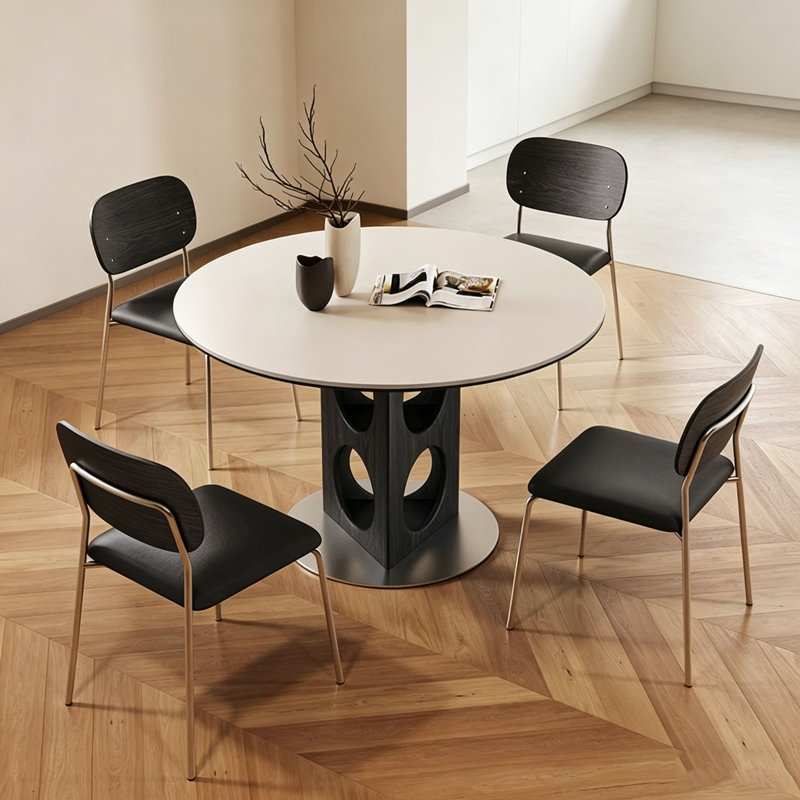 Alba, H 29,5 po x L 43,3 po x l 43,3 po, Ensemble de cinq pièces : table, quatre chaises