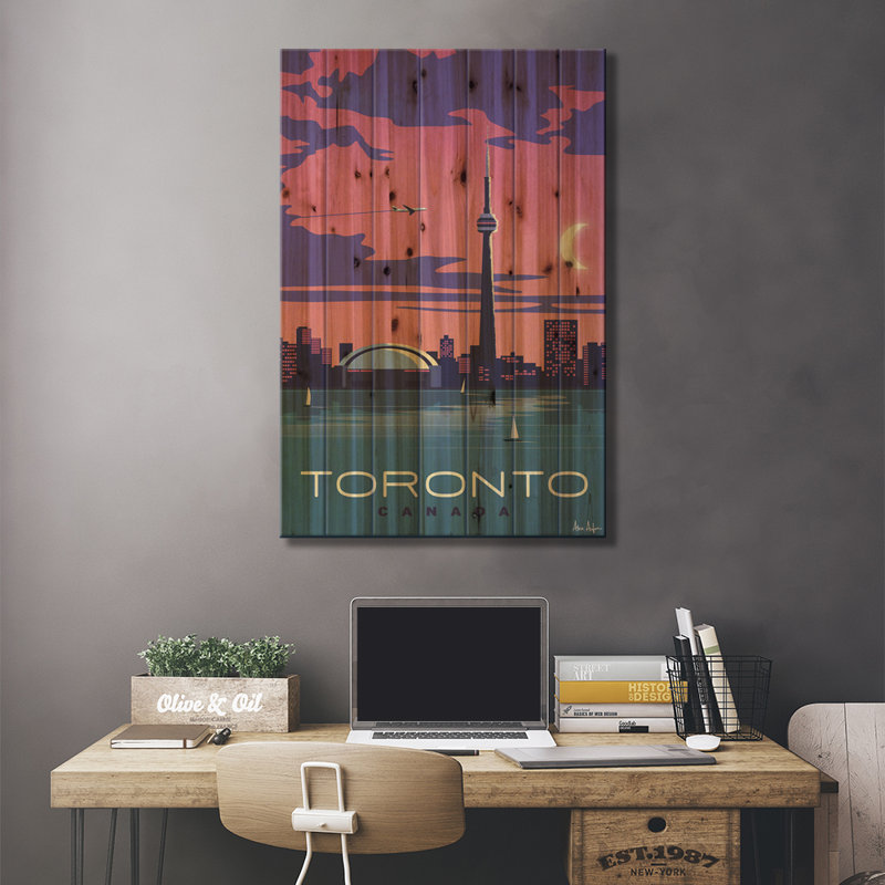 «Toronto on Wood» par IdeaStorm Studios, reproduction, H 26 po x l 18 po x P 1,5 po