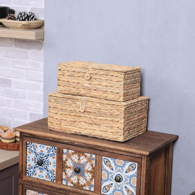 Ensemble de 2 bacs de rangement rectangulaires en osier avec couvercle, boîtes de présentation polyvalentes en rotin pour organisateur de tablettes, boîte en osier Boho pour la décoration intérieure