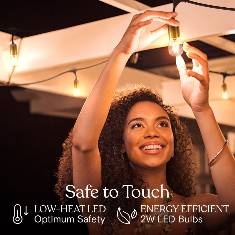 Guirlande lumineuse d'extérieur à DEL 48 pi avec 15 ampoules S14 blanc chaud, résistant aux intempéries et cordon de qualité commerciale Ambiance Glow