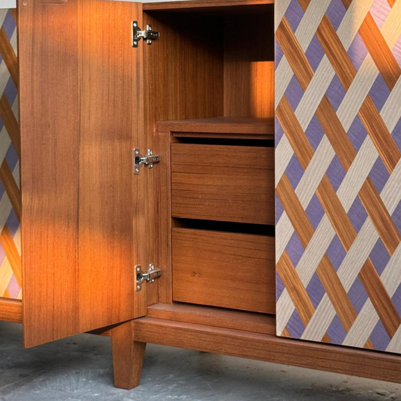 Armoire d'appoint de style zen médiéval