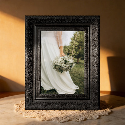 Black 3 PCS 5" x 7" Sophisticated Picture Frame with Gallery Wall Styling