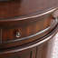 Armoire de coin en bois massif de couleur noyer