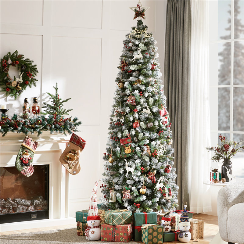Arbre de Noël artificiel givré pré-éclairé, 7.5'