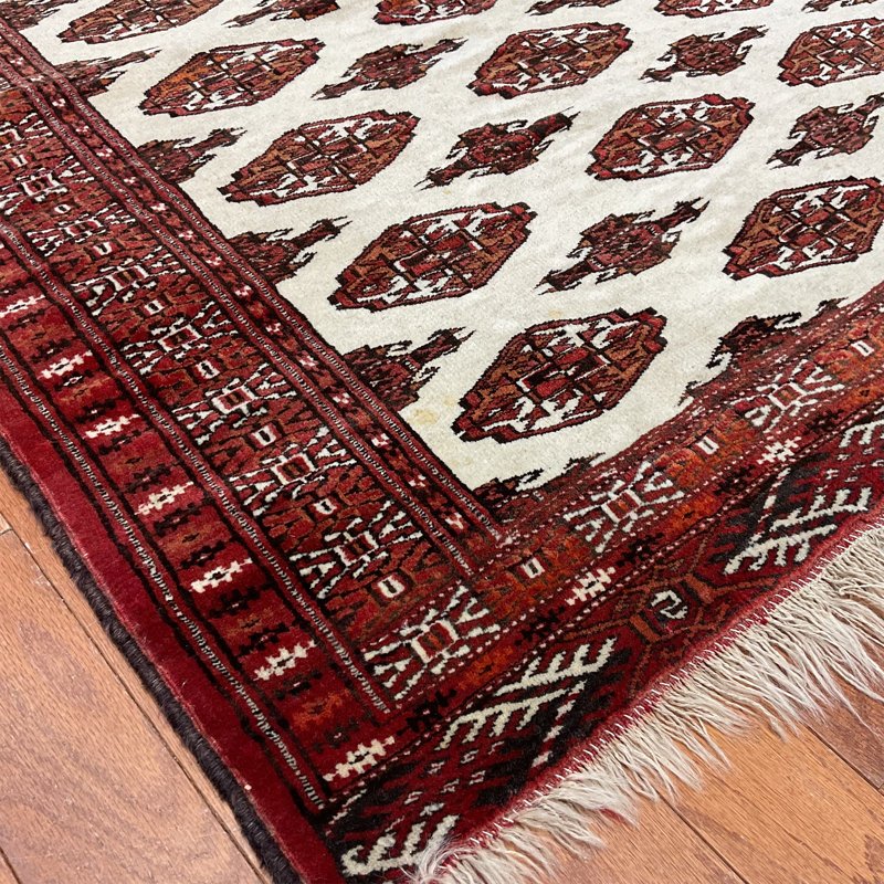  Handmade Turkoman Wool Rug