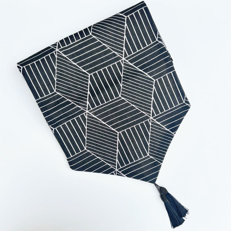 Amalfi Table Runner, Black