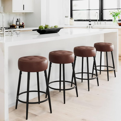 Tabourets de bar, tabourets de bar à hauteur de comptoir Lue Bona, 24 po, tabouret de selle avec coussin rond en similicuir, siège souple avec pieds en métal, pour îlot de cuisine, café, bar, bistro, ensemble de 4, brun foncé