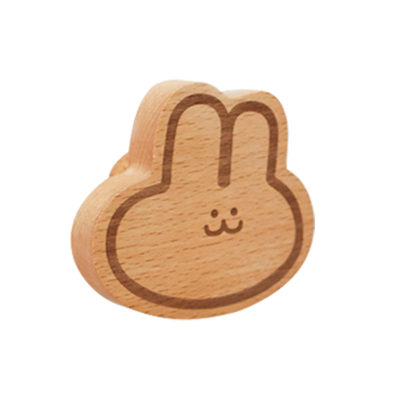 Crochets en bois pour animaux