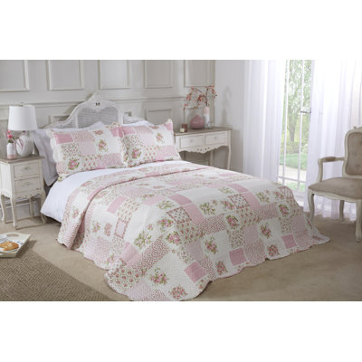 Canadice Polyester Patchwork Bedspread with Pillow Shams