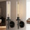 Ensemble de 2 appliques murales modernes noires avec design moleté et abat-jour en tube de verre, éclairage à 360 ° pour la salle de bain, la chambre à coucher, le salon, le couloir et l'escalier