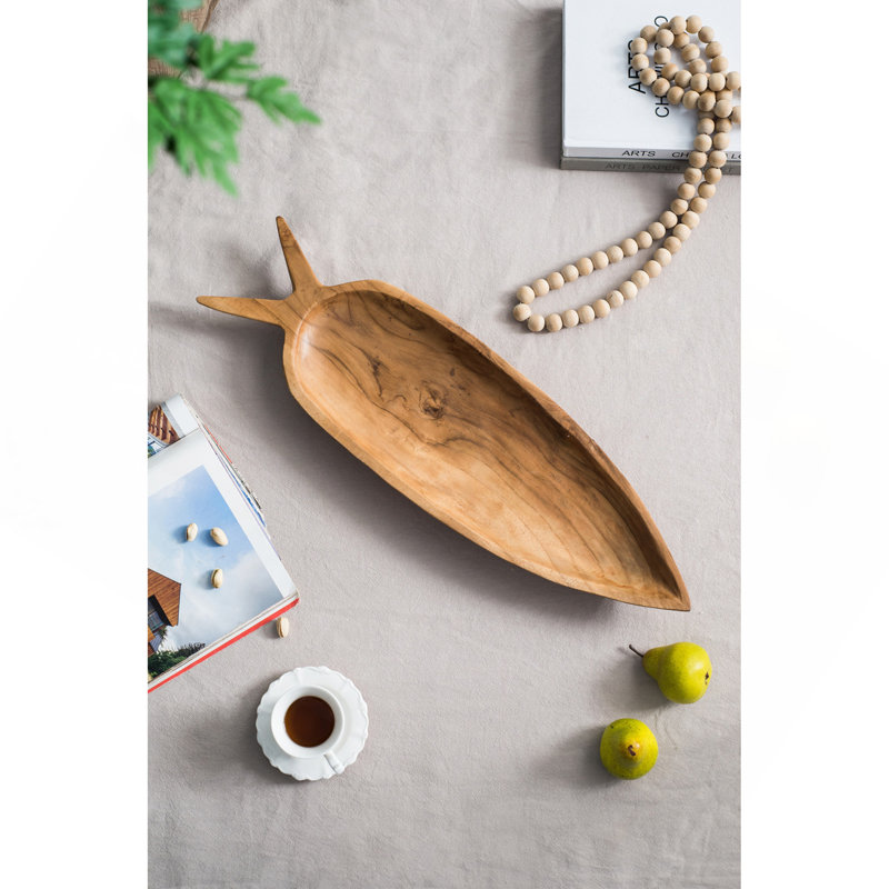 Assiette décorative en bois de teck 23,6 x 6,3 x 2 po en forme de carotte naturelle