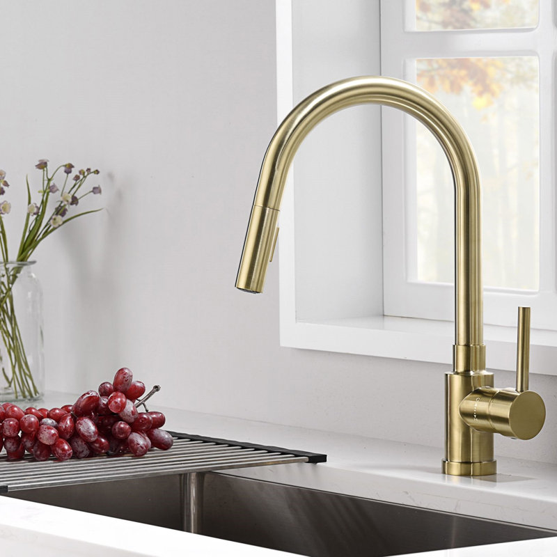 OAKLAND Pull Down Kitchen Faucet, Satin Gold