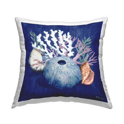 Coussin décoratif à motif d'oursin et corail par Paul Brent