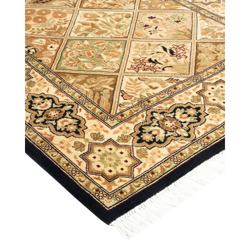 Classic One-of-a-Kind 2'8" X 4'1" Hand Knotted Area Rug