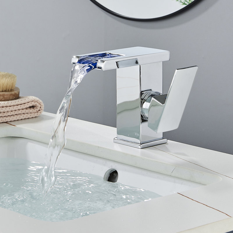 Single-Hole Single-handle Bathroom Faucet, Chrome