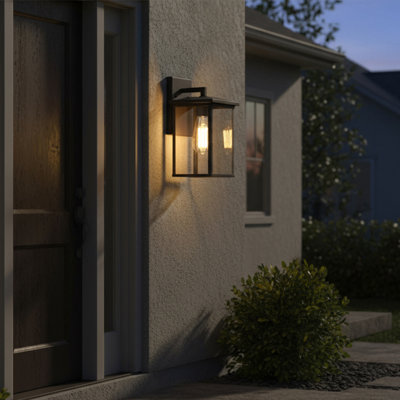 Cambridgeshire Wall Light
