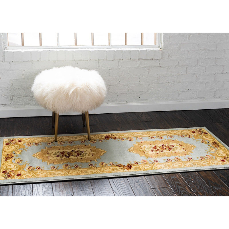 Gangemi Oriental Indoor Rug, Runner 2'2" x 6'