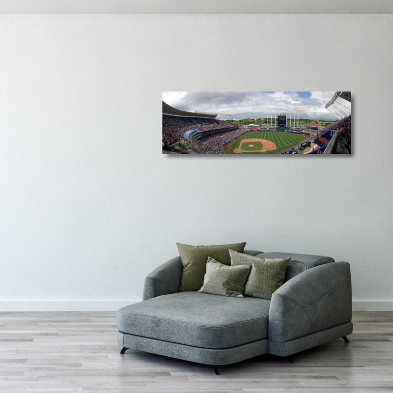 Kauffman Stadium, H 13 po x l 40 po