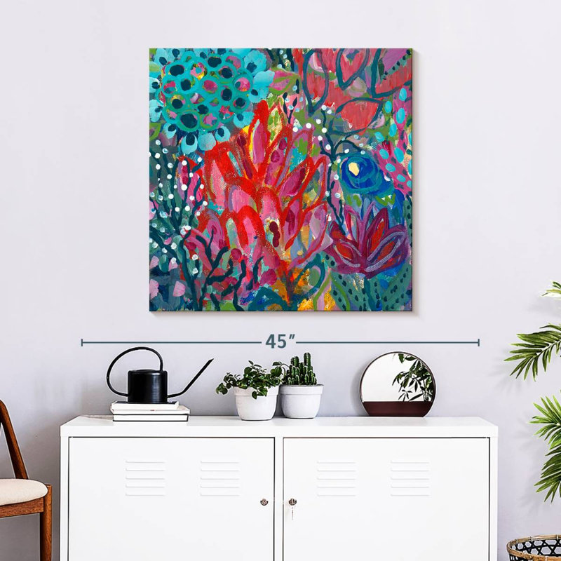 Prana, 30" H x 30" W