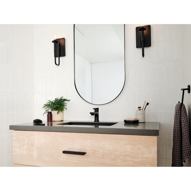 Single-Hole Single-handle Bathroom Faucet with Drain Assembly, Matte Black