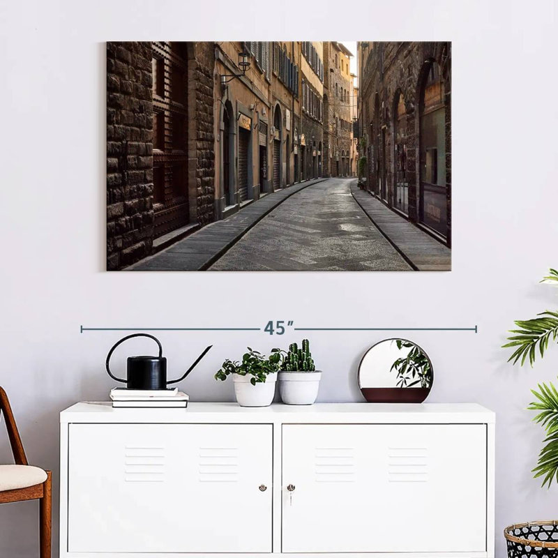 Marchelle Empty Via Condotta Street