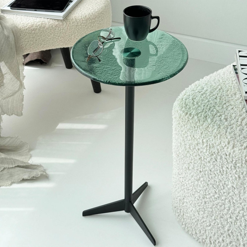 Siyan End Table, Green, Black