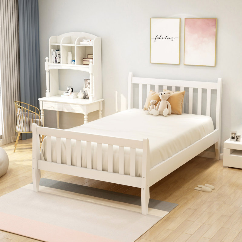 Garrettsville Slat Bed, White