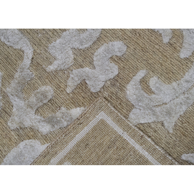 Damask Area Rug in Gray