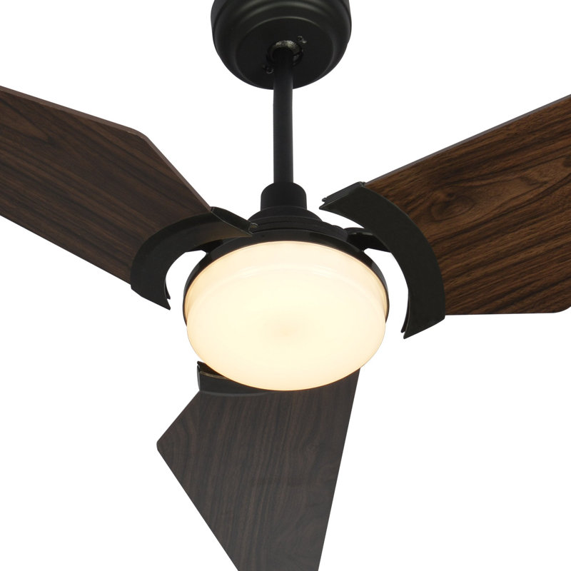 Ventilateur de plafond intelligent d'intérieur / extérieur de 52 pouces Kaj, ensemble d'éclairage à DEL à intensité variable et télécommande, fonctionne avec l'assistant Google, Amazon Alexa et les raccourcis Siri.