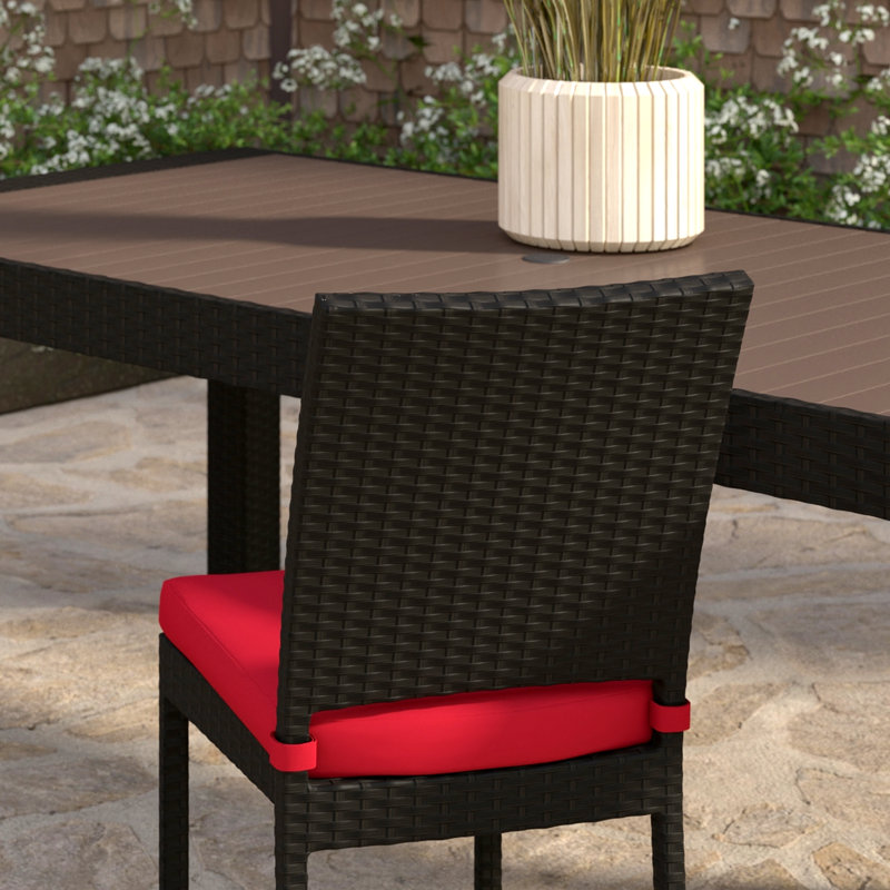 Chaises de patio Fionnula Sunbrella, Toile Sunbrella® rouge Jockey, Brun