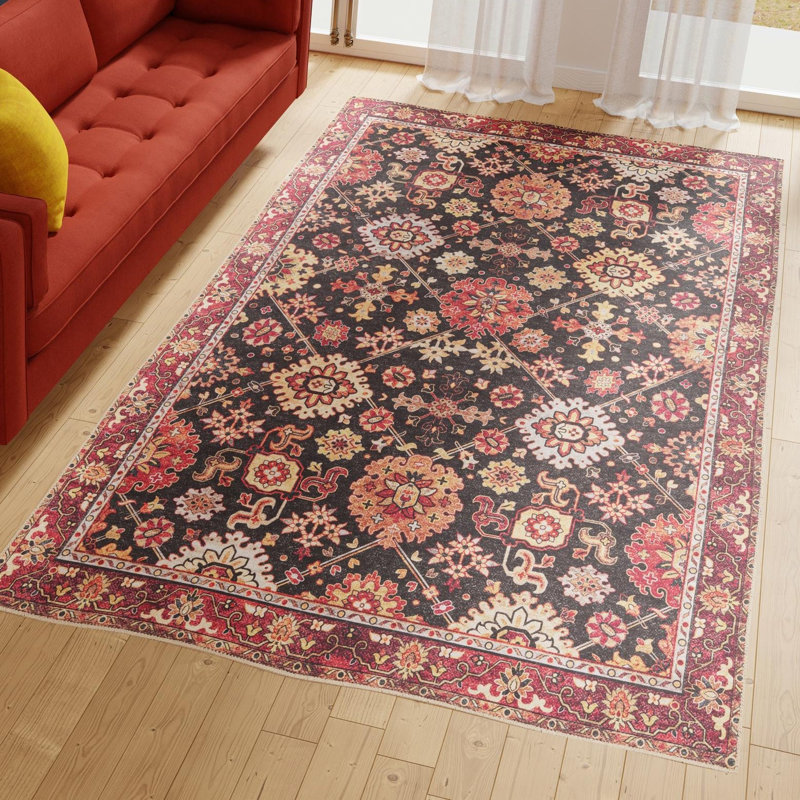 Bungalow Rose Esther Timeless Rug, Rectangle 5 pi 1 po x 8 pi