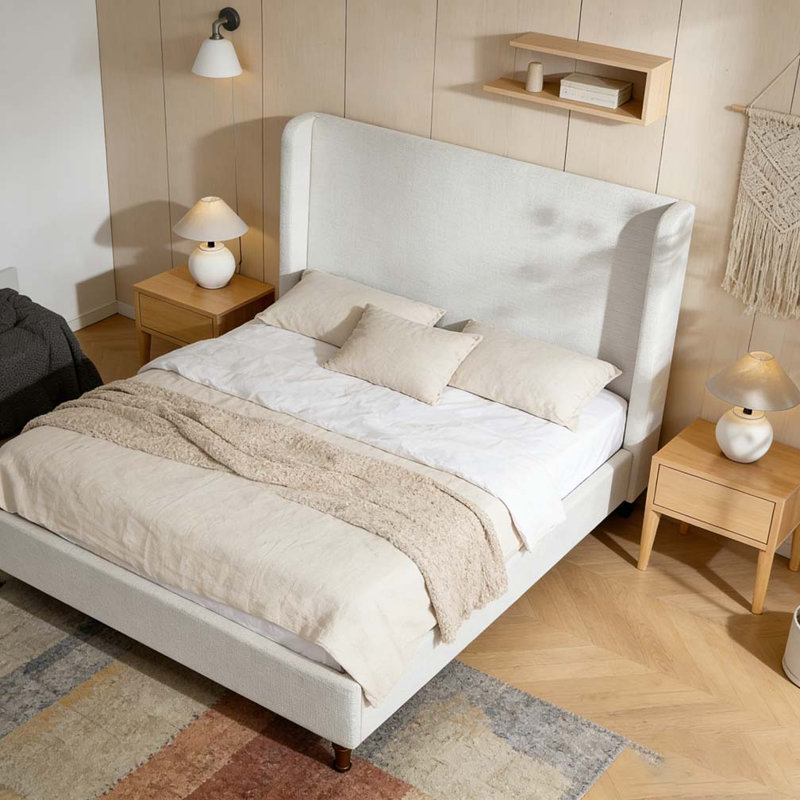 Lit tapissier avec tête de lit Elegant Simplicity, Chenille blanc crème, Très grand lit