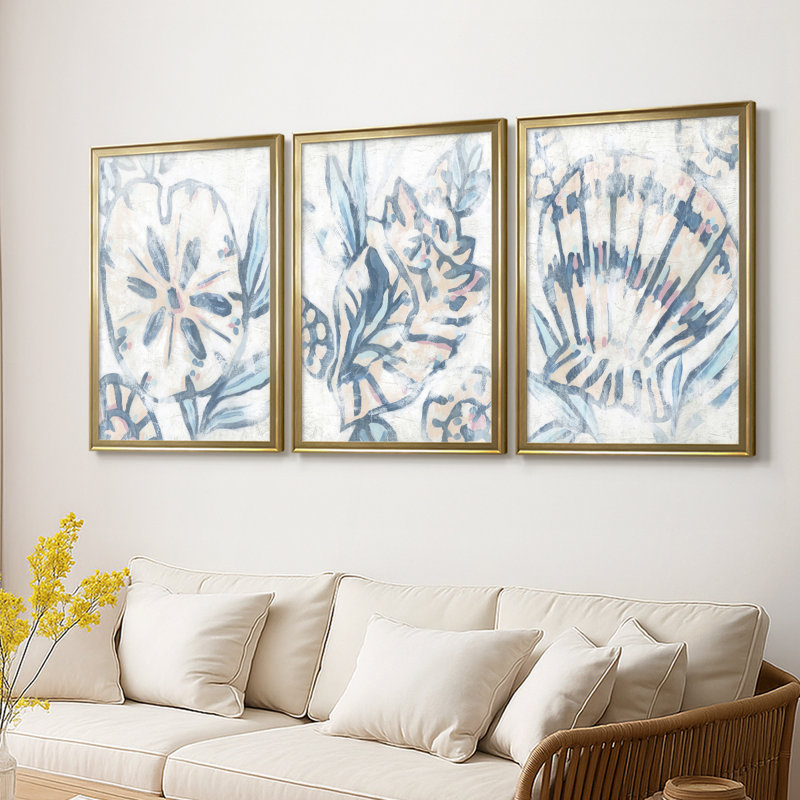 Beach Shell Fresco I - Toile tendue avec châssis sur mesure - 3 pièces, H 21 po x l 30 po, Doré